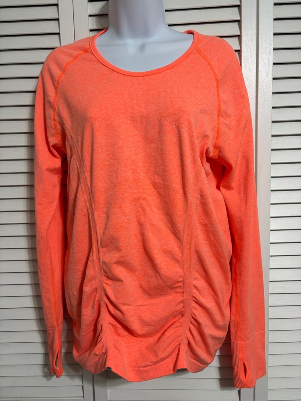 Athleta fast track Long-Sleeve Ruched Pullover